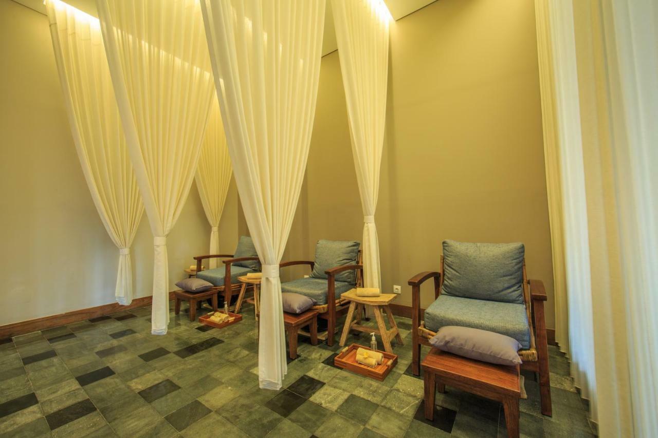 Tejaprana Bisma - Chse Certified Hotell Ubud Eksteriør bilde A foot massage room at a spa in Bangkok, Thailand